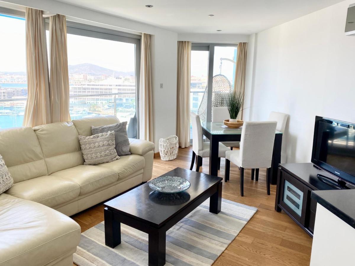 Ocean Village Lovely 2 Bedroom Apartment 지브롤터 외부 사진