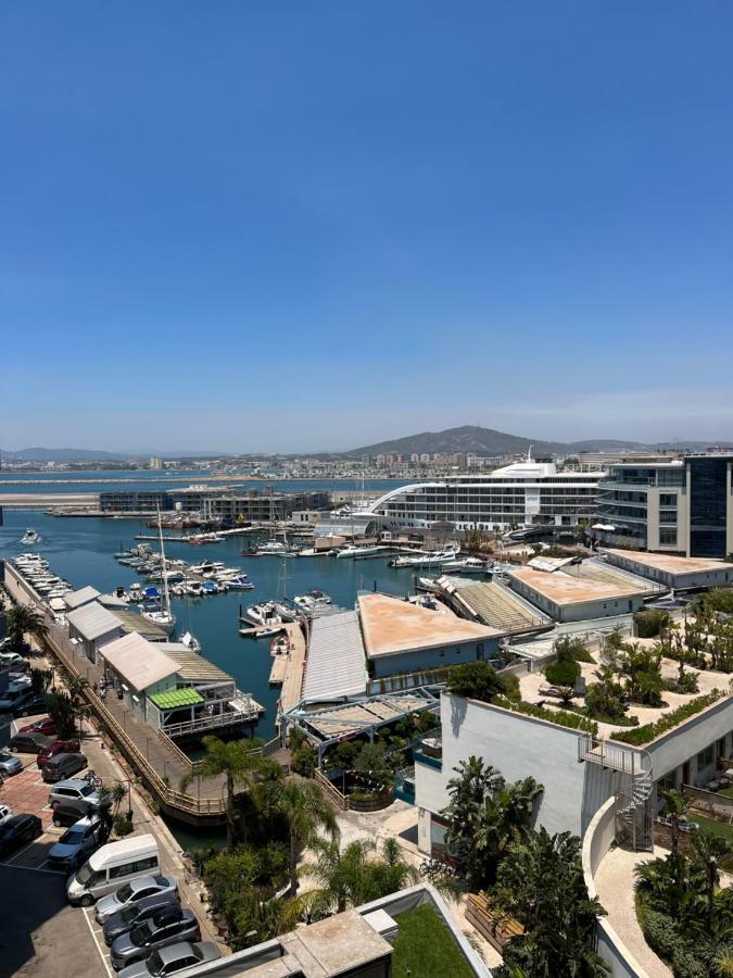 Ocean Village Lovely 2 Bedroom Apartment 지브롤터 외부 사진
